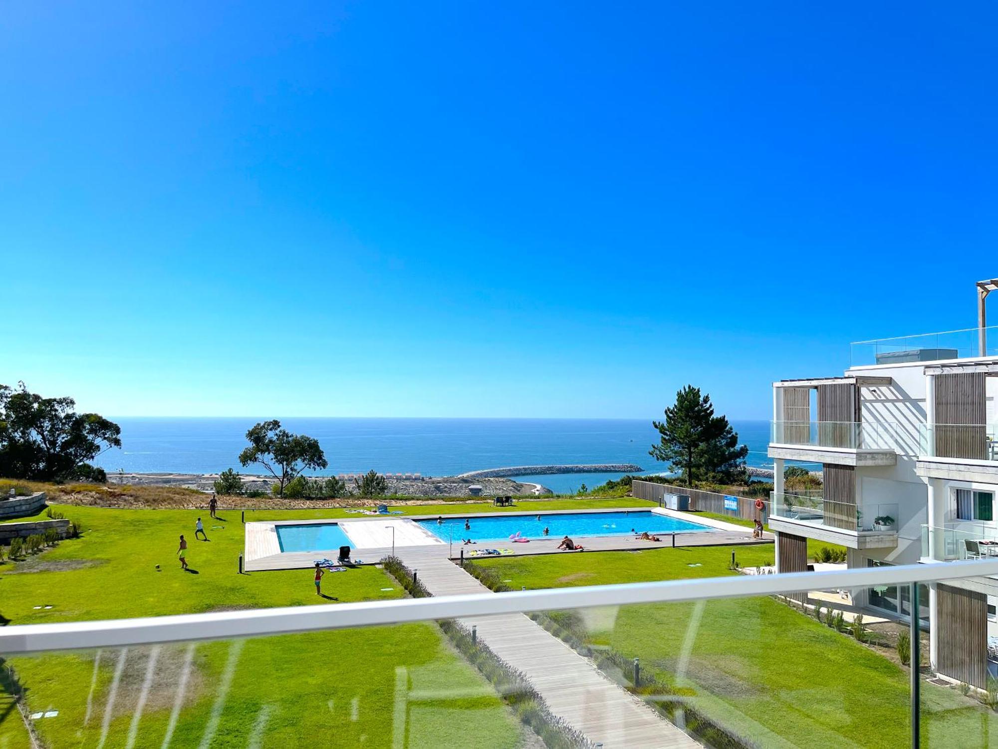 Mar A Vista - Condominium With Pool, Gym And Sea Views Nazaré Exterior photo