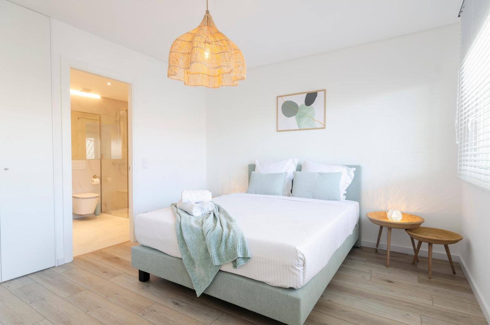 Mar A Vista - Condominium With Pool, Gym And Sea Views Nazaré Room photo