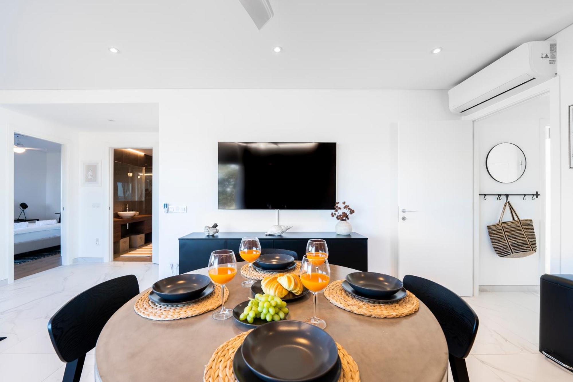 Mar A Vista - Condominium With Pool, Gym And Sea Views Nazaré Room photo