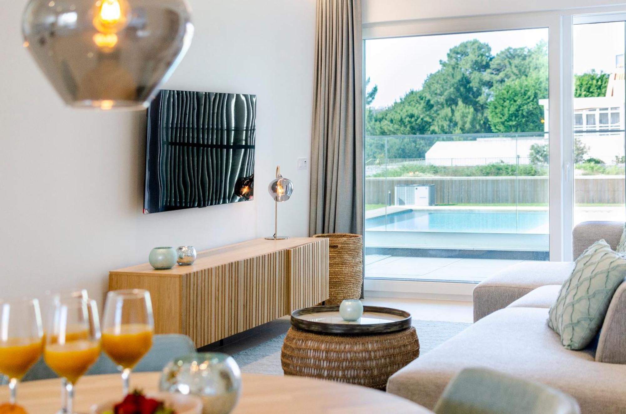 Mar A Vista - Condominium With Pool, Gym And Sea Views Nazaré Room photo