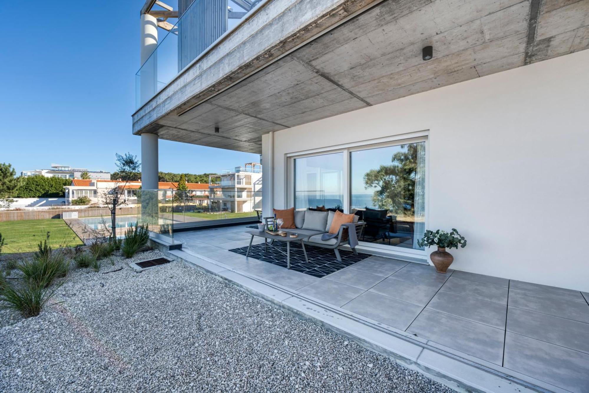 Mar A Vista - Condominium With Pool, Gym And Sea Views Nazaré Room photo