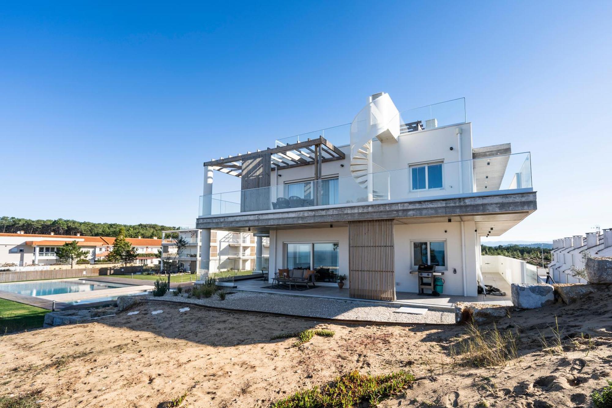 Mar A Vista - Condominium With Pool, Gym And Sea Views Nazaré Room photo